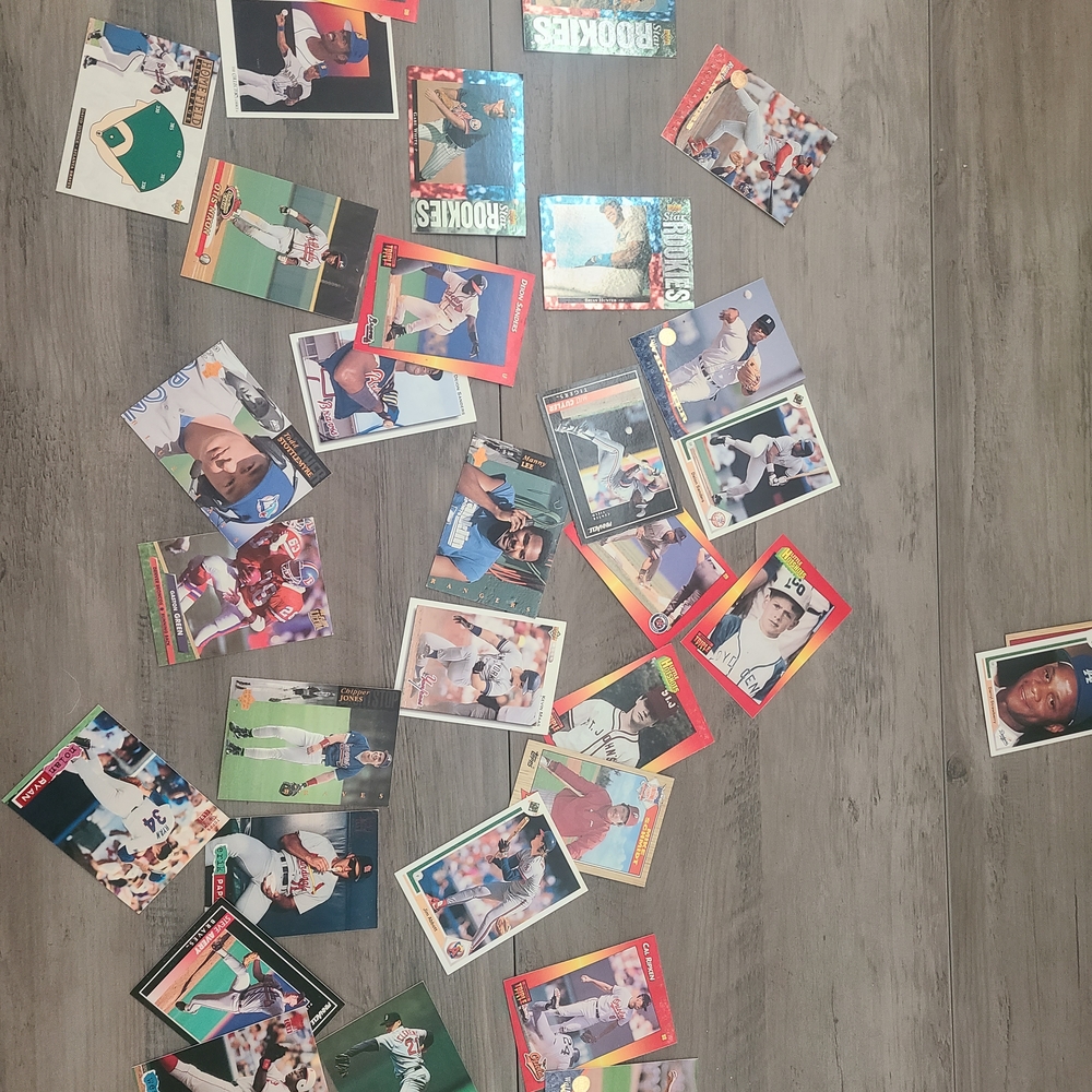 Vibrant Sports Trading Card Set